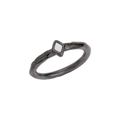 Δακτυλίδι λεπτό Ρόμβος gunmetal DA0018