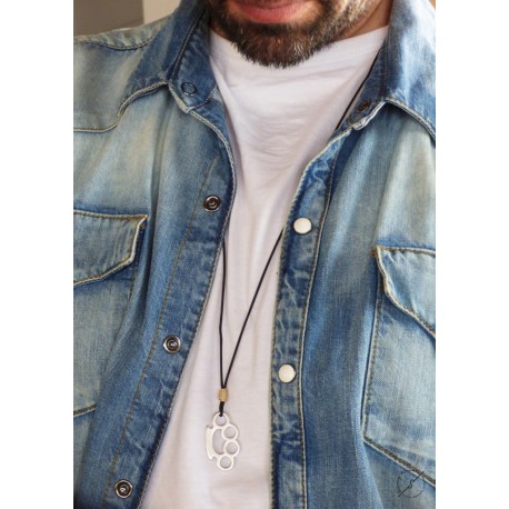 Ανδρικό μενταγιόν Σιδερογροθιά  KLA0039